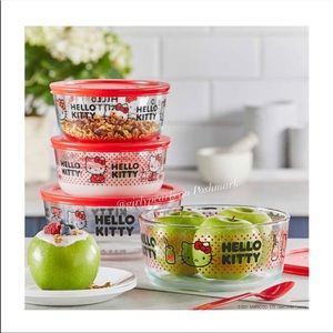 Pyrex Hello Kitty Containers 8 Piece Set NEW